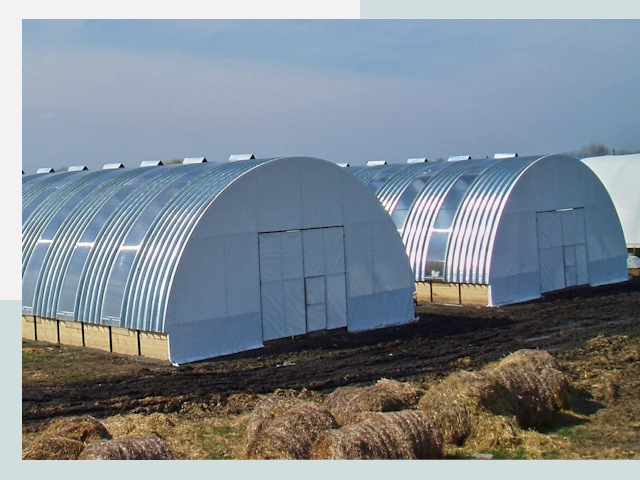 Сельскохозяйственные здания в Орске